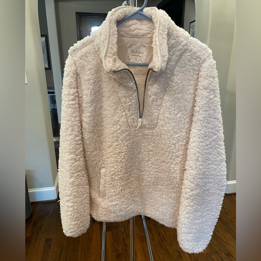 ALTARD STATE Warm & cozy half zip coat with large front pocket.